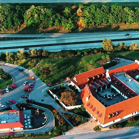 Motorest A Motel Rohlenka Austerlitz Tvarožná Eksteriør billede